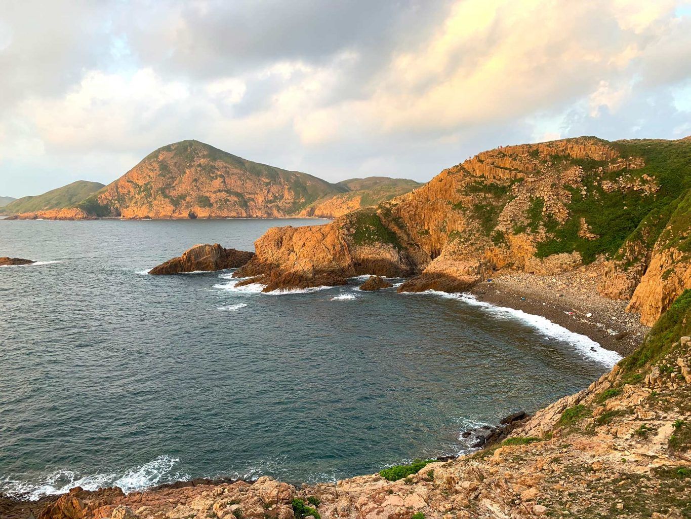 the rugged coastline of the UNESCO Global Geopark in Hong Kong